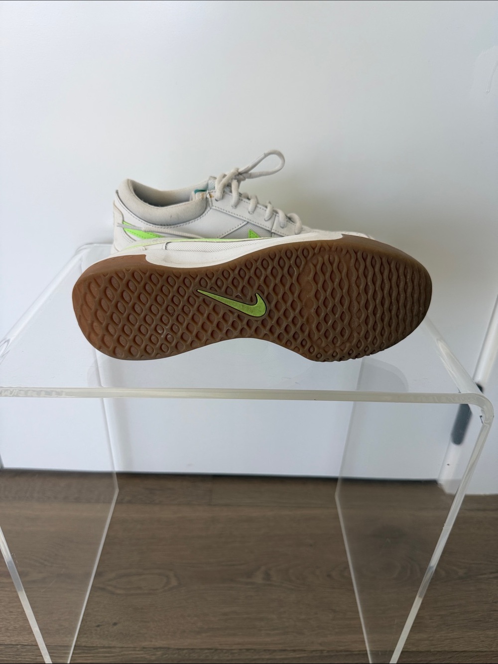 ✨NEON✨ NikeCourt Air Zoom Lite 3
Women's Tennis Shoes - Picture 2 of 5